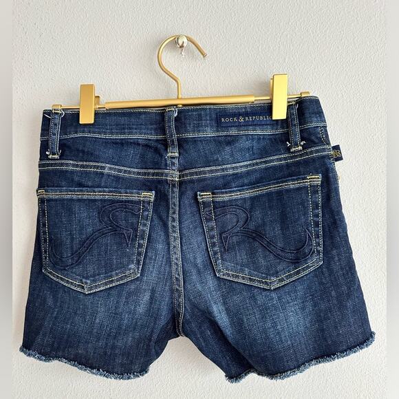 Rock & Republic Hula Shorts | Size 0 - Picture 6 of 9